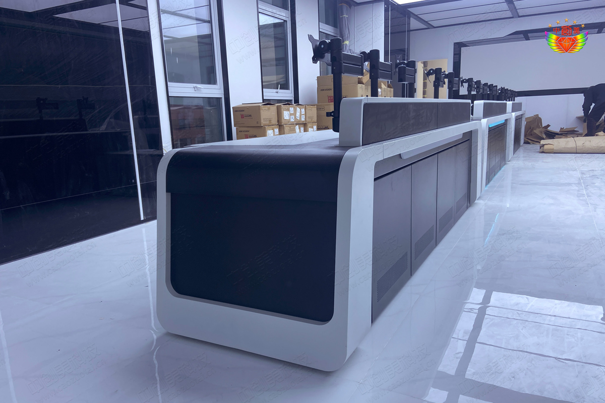 指揮中心操作臺(tái)照片